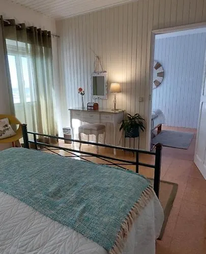 Casa Do Pero De Teive Tatil Evi