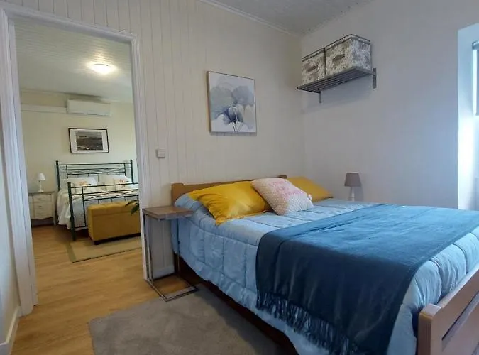 Casa Do Pero De Teive Tatil Evi